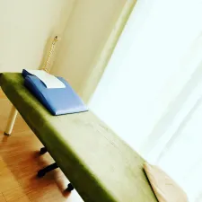 神戸訪問治療 奥村鍼灸院(通院可能)