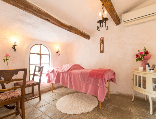 美肌の女神　PureRose   ＹＵＭＩ美容鍼灸のこだわりポイント