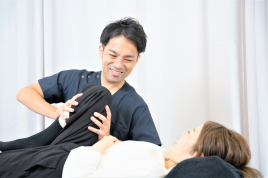 ONO整骨院 整体施術　《膝痛特殊整体》のメニュー画像