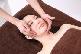 あさひマッサージ治療院 フェイシャルマッサージ(オイル使用)のメニュー画像