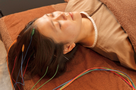 美容鍼灸サロン カラダキュア東京銀座 ③頭から引き上げる電気美容鍼灸コースのメニュー画像