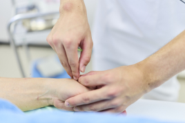 仙台赤門短期大学附属東洋医学臨床治療所 鍼灸治療のメニュー画像