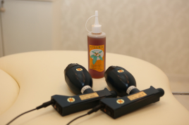 デトックス＆はり灸てのひら びわの葉温灸療法（足湯つき）のメニュー画像