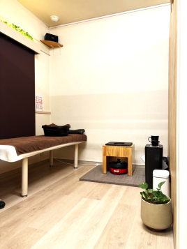 つつみ鍼灸整骨院 ヨモギ蒸しのメニュー画像