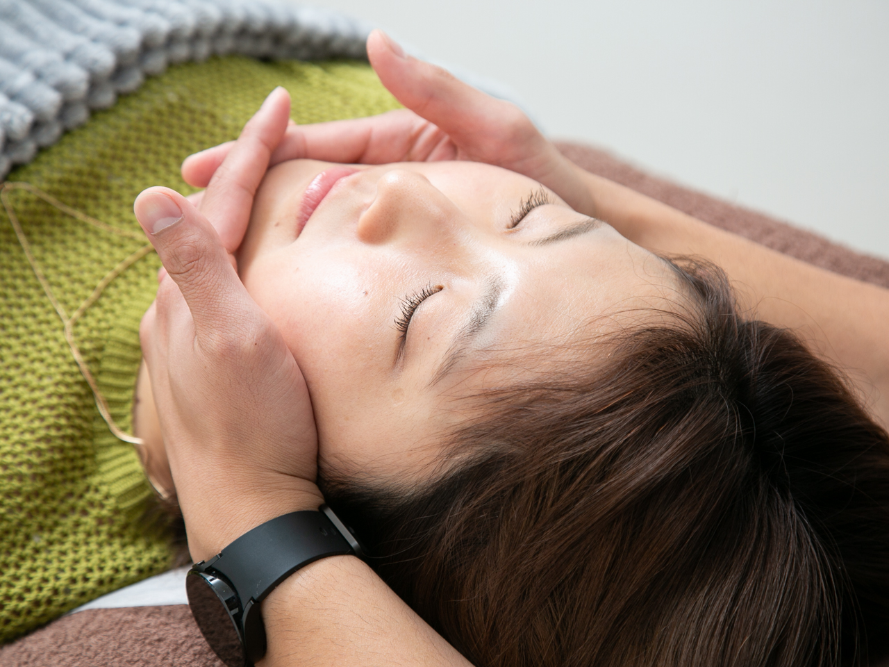 LUX美容鍼灸整体 小顔矯正（整顔）ご新規様価格　60分通常￥8800→4280のメニュー画像