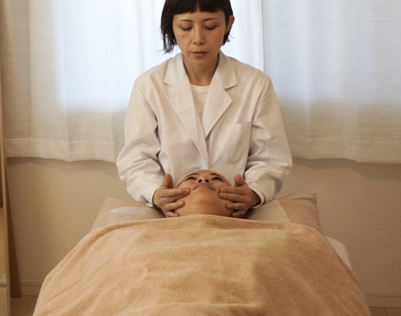 はるさんの鍼灸サロン| 鍼灸×矯正×アロマ | 不調改善 | 産前産後 | 美容 | 女性専用| BODY+FACIAL〜スペシャル〜のメニュー画像