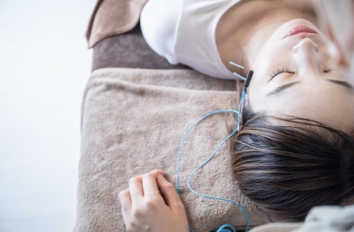 Harifa鍼灸院福岡博多院 【結果重視の特別コース】小顔矯正＋リフトアップ美容鍼◎初回限定¥6,980のメニュー画像