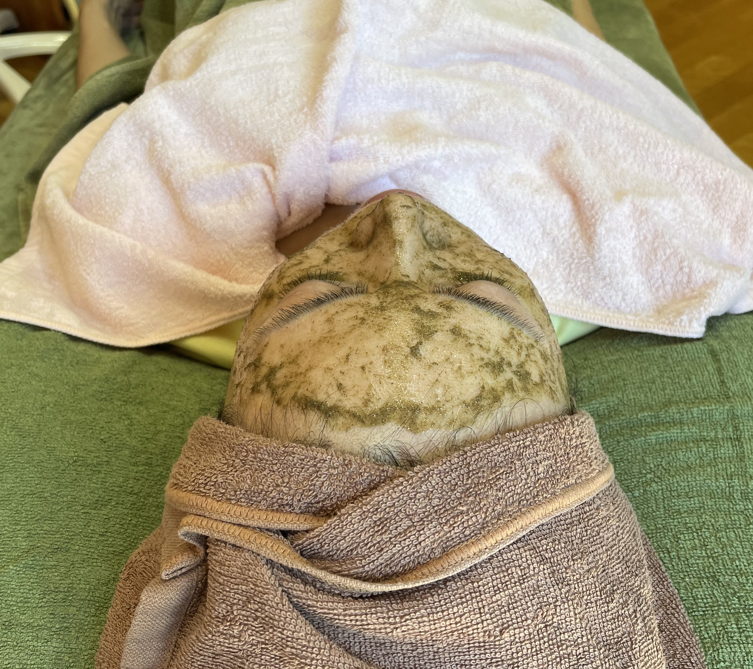 鍼灸マッサージ・美容鍼・ダイエット　藤井治療院 ハーブピーリング施術のメニュー画像