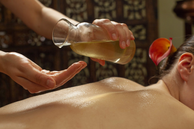 鍼灸院さくら庵-Srotas- 初回　アヴィヤンガコース/アーユルヴェーダボディトリートメントのメニュー画像