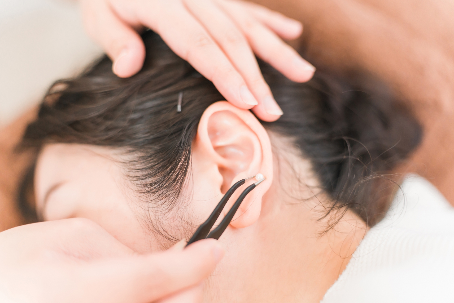 鍼灸ハリスト 耳ツボジュエリー（片耳4箇所）のメニュー画像