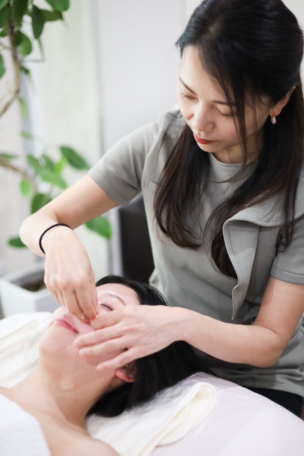 鍼灸ハリスト 【初回限定】通電美容鍼＋耳つぼジュエリーサービス　¥8,800→¥5,500のメニュー画像