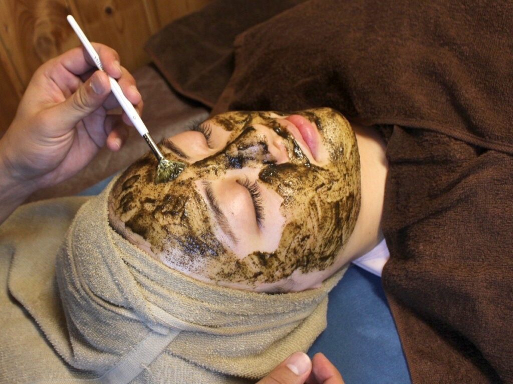 美容鍼サロン ボディコンディション 【肌荒れ・ニキビ・保湿・リラックス】美容鍼＋ハーブピーリング　¥20,000→(初回)¥15,000のメニュー画像