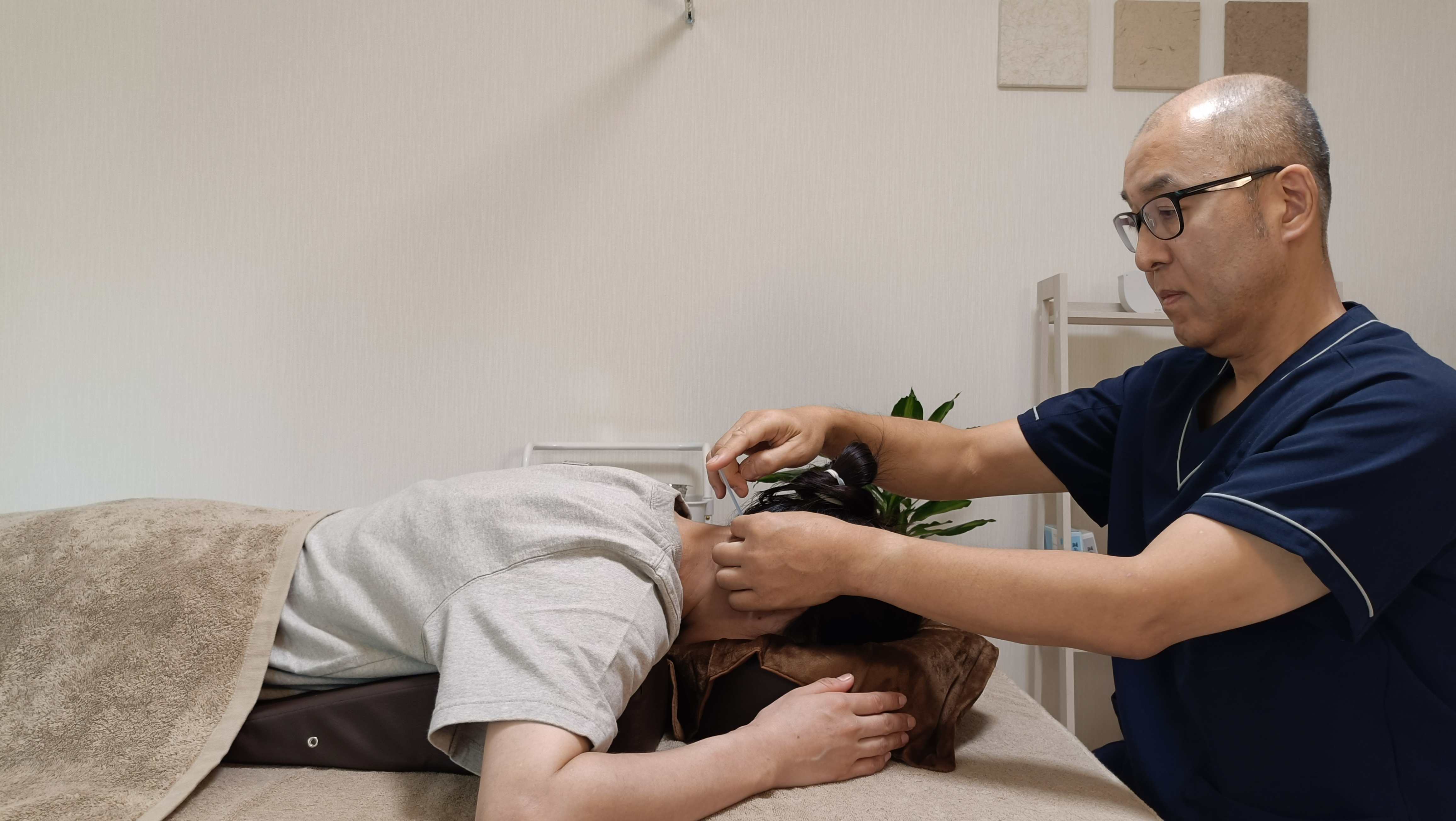 手のひらの鍼灸院 【初回限定60分★7000⇒5500円】 ぐっすり眠れる身体へ  ◆  慢性疲労・自律神経を整える 】鍼灸×マッサージ基本コースのメニュー画像