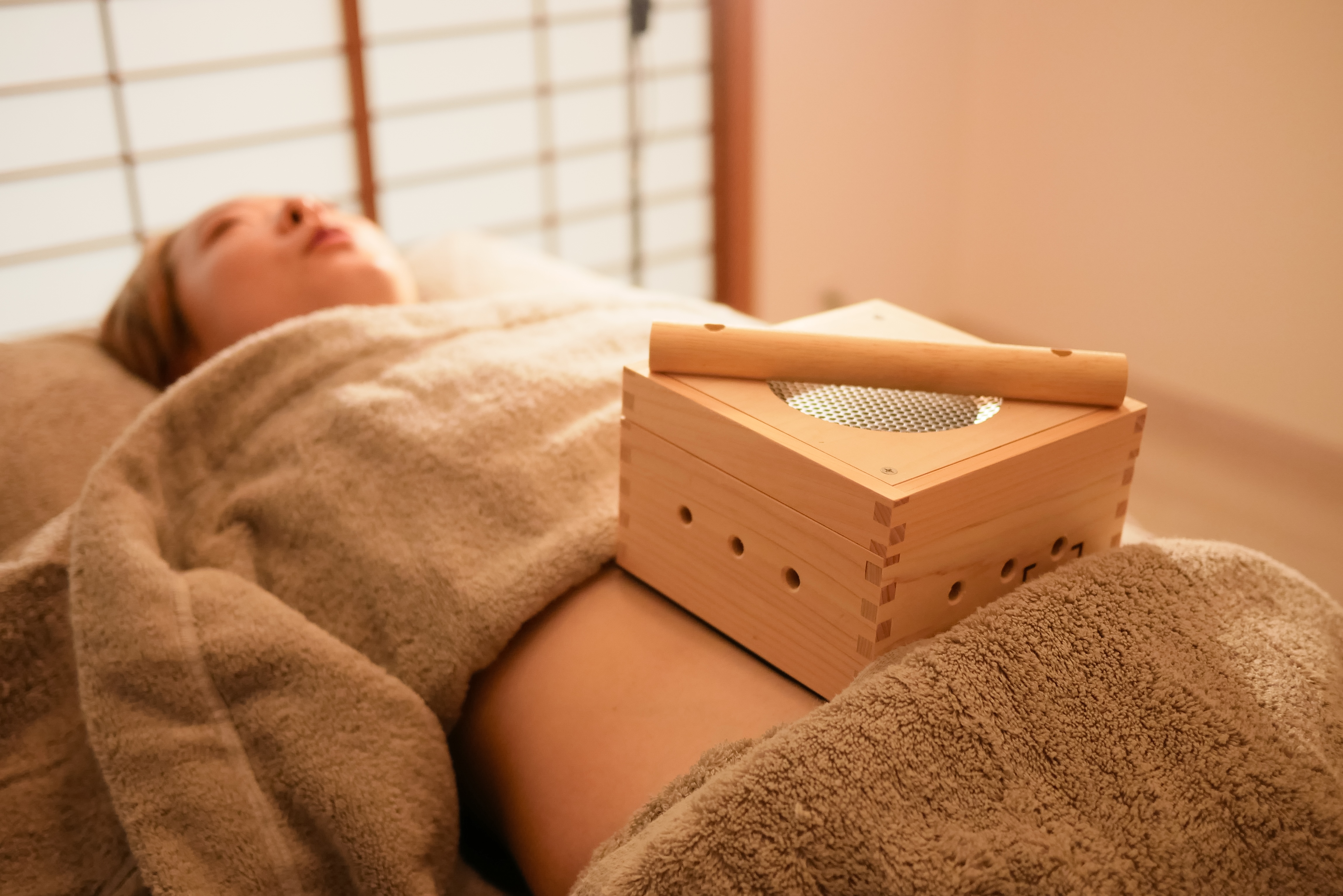 鍼灸マッサージ 眠り猫 ロシアンブルーコース(全身の鍼灸と冷え性対策) 所要時間130分のメニュー画像