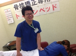 おかだ鍼灸整骨院のスタッフ画像-1