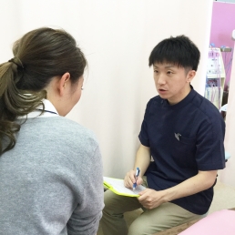 うめもと鍼灸整骨院のスタッフ画像-2