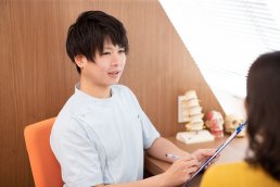 東京駅前鍼灸院のスタッフ画像-0