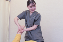 三島ほうゆう鍼灸整骨院のスタッフ画像-1