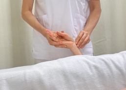 南森町鍼灸院のスタッフ画像-0